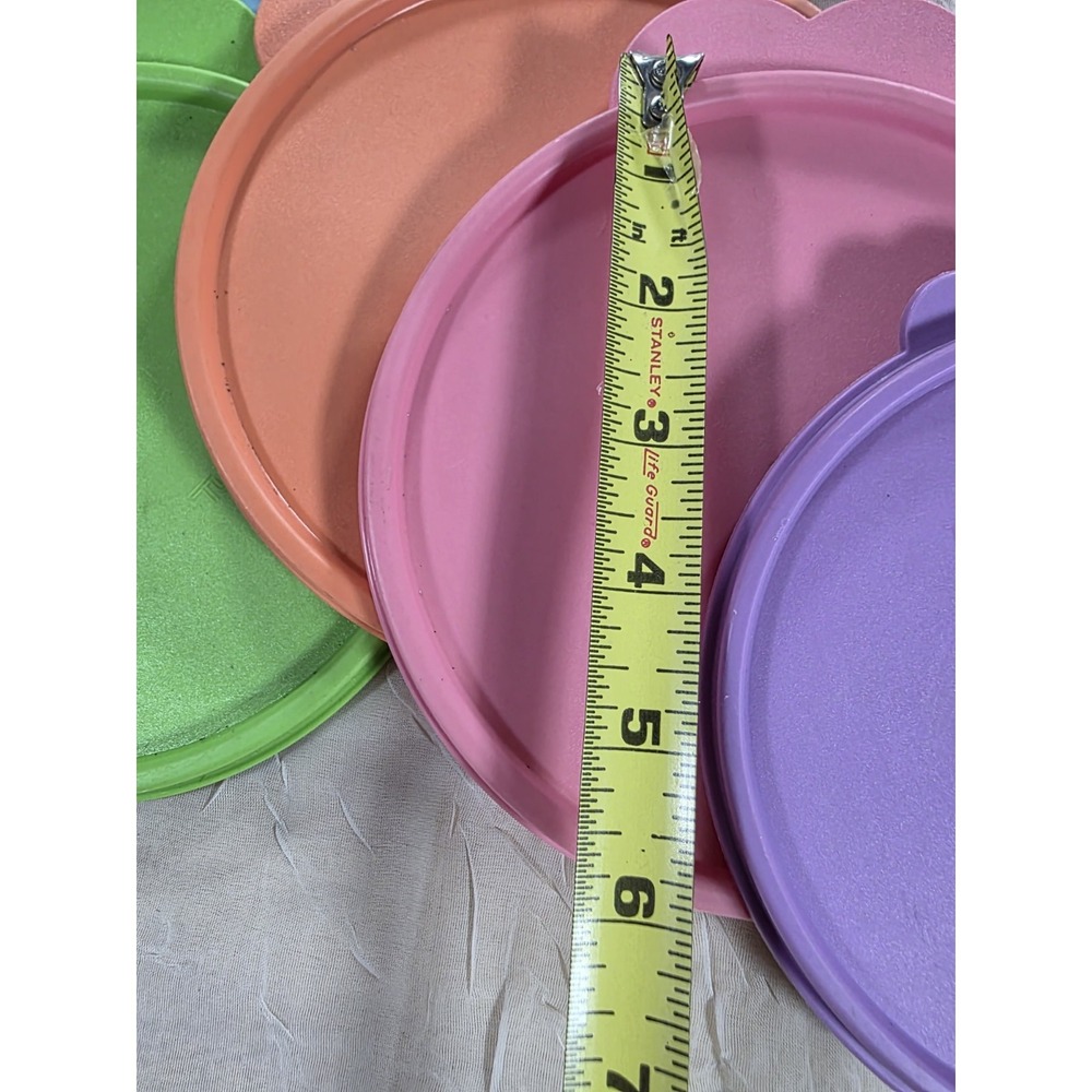 Lot Of 5- Tupperware Lids Replacement Green Pink Blue Purple Butterfly Tab - Picture 3 of 6